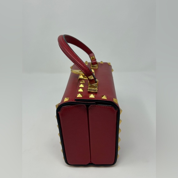 Valentino Garavani Lim. Edi. Alcove box bag in feat gld rockstuds & cross strap - Picture 9 of 14
